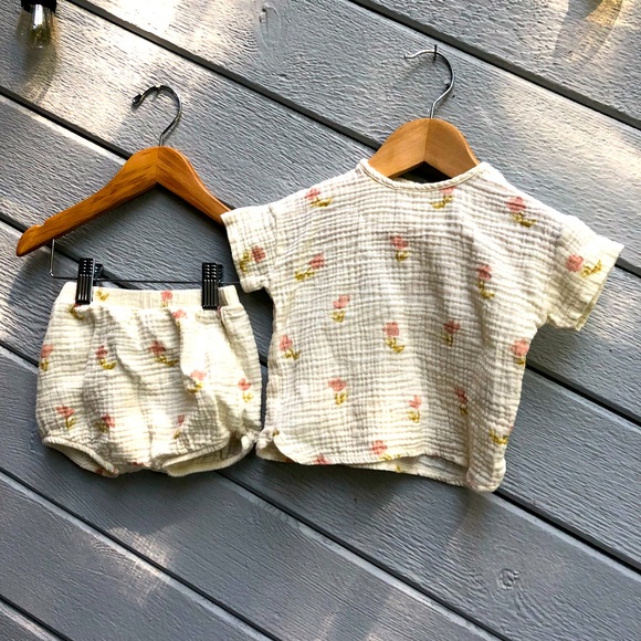 Zara Other - 2pc 6-9M Zara gauzy floral print summer outfit